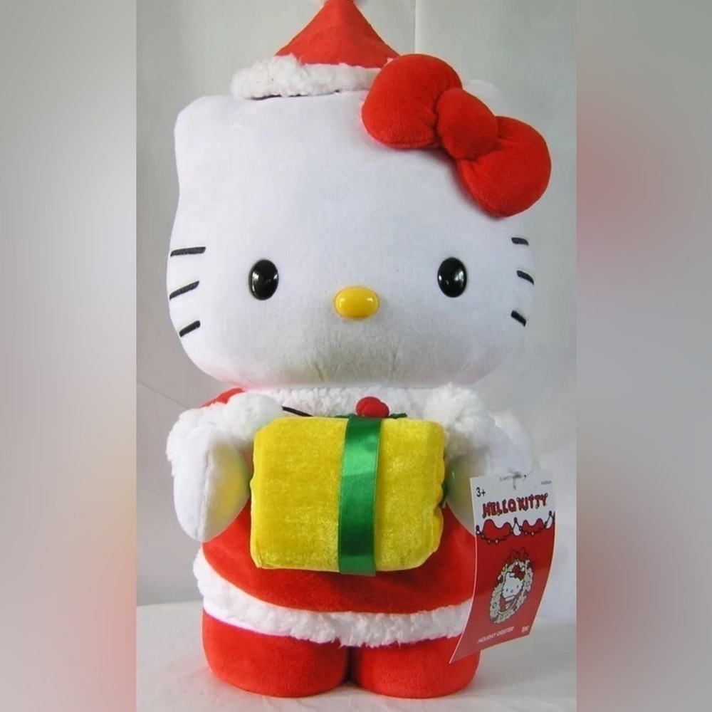 Hello Kitty Christmas Greeter